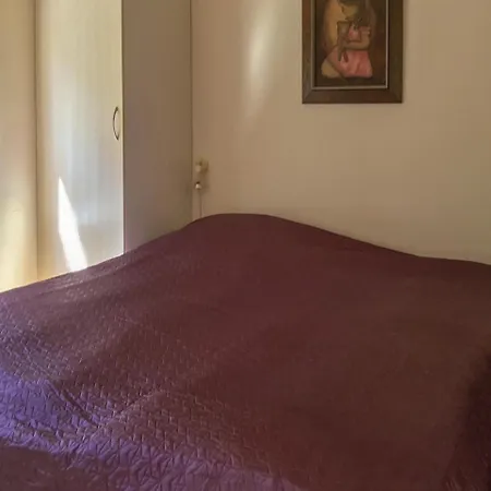 Three-bedroom Holiday In *